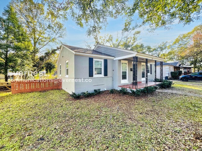 227 Broadmoor Dr in Jackson, MS - Foto de edificio - Building Photo