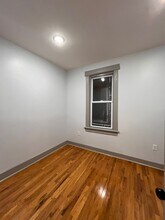 206 Myrtle Ave, Unit 1 in Jersey City, NJ - Building Photo - Building Photo
