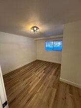 1185 E Grover St in Lynden, WA - Building Photo - Building Photo