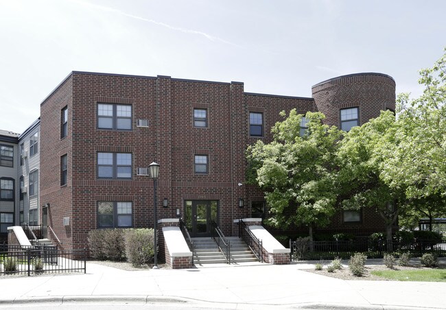 East Village South in Minneapolis, MN - Building Photo - Building Photo