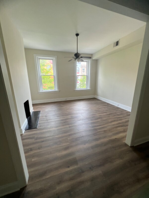 1628 N Calvert St-Unit -Apt 3 in Baltimore, MD - Building Photo - Building Photo