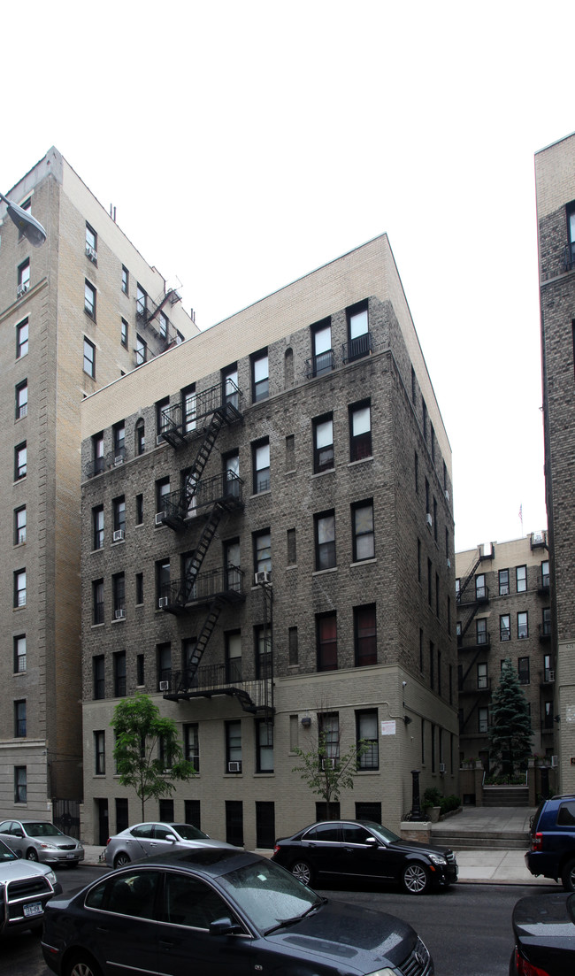 619-627 W 164th St in New York, NY - Building Photo - Building Photo