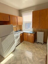 813 W Cornelia Ave, Unit 3E in Chicago, IL - Building Photo - Building Photo