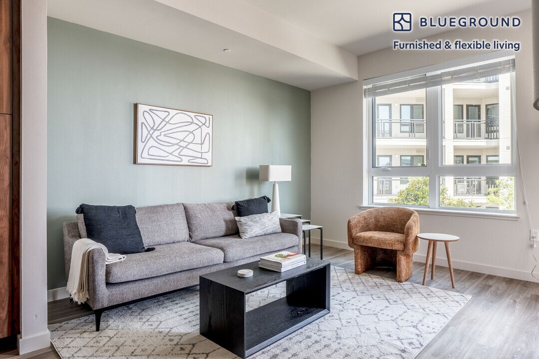 6701 Shellmound St in Emeryville, CA - Building Photo