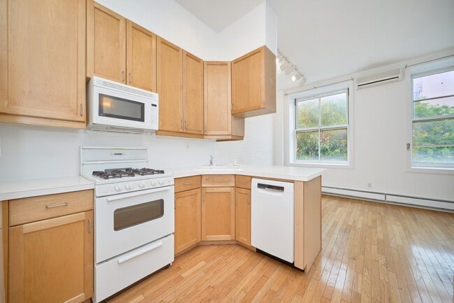 1960 Madison Ave, Unit #2 in New York, NY - Building Photo - Building Photo