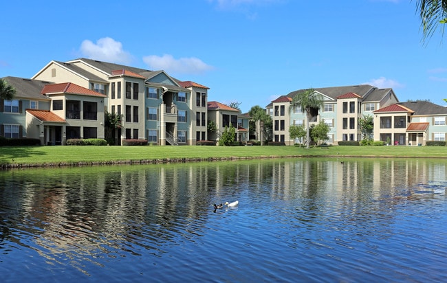 Tortuga Bay at Waterford Lakes