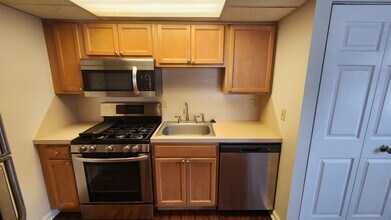 1421 Wabash Ave in Delaware, OH - Building Photo - Building Photo