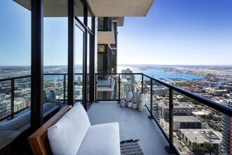 Simone Little Italy in San Diego, CA - Building Photo - Building Photo