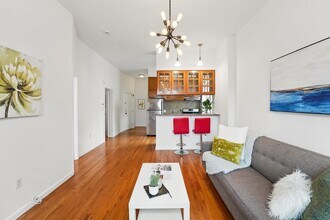 238 Ogden Ave. in Jersey City, NJ - Building Photo - Building Photo