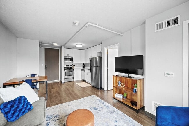 property at 600 E 5th St