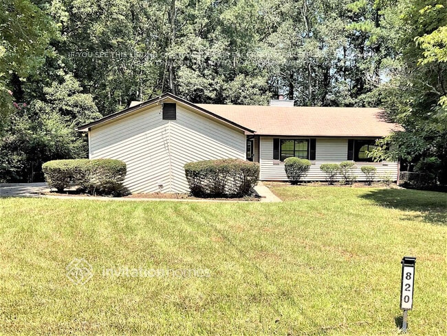 property at 820 Cedar Lake Dr SE