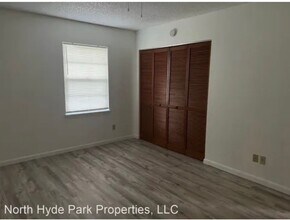 1755 E Mulberry Dr in Tampa, FL - Building Photo - Building Photo