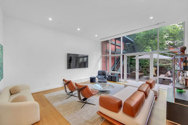 property at 147 Lexington Ave