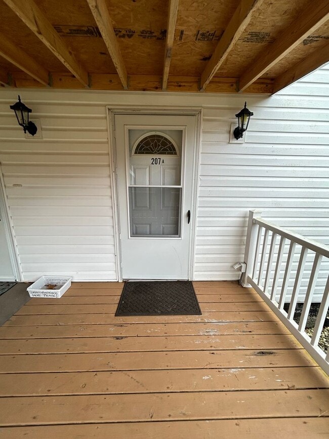 property at 207 Flaugherty Run Rd