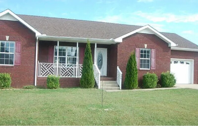 140 Mason St in Portland, TN - Building Photo