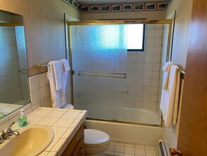 4087 Sunrise Ln in South Lake Tahoe, CA - Building Photo - Building Photo