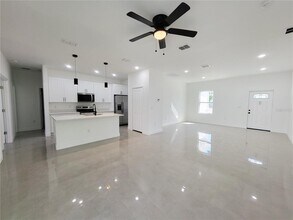 1171 Sapphire St SE in Palm Bay, FL - Building Photo - Building Photo