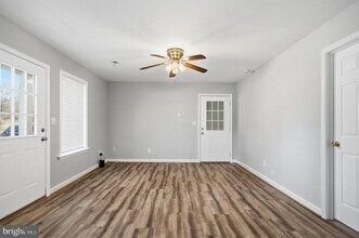 2691 Goldmiller Rd in Bunker Hill, WV - Building Photo - Building Photo