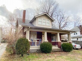 722 Sunset Dr in Lexington, KY - Building Photo
