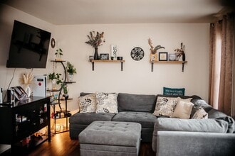 16 Cranfield Ct in Elizabethtown, PA - Building Photo - Building Photo