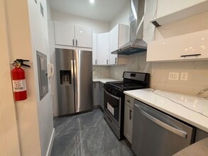 202 48th St in Union City, NJ - Foto de edificio - Building Photo