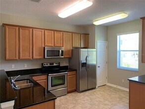 12530 Shirebrook Ct in Tampa, FL - Building Photo - Building Photo