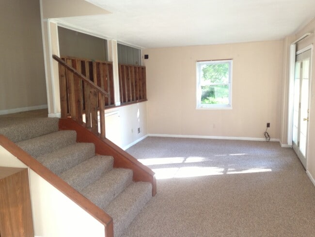 349 Gilmore St in Morgantown, WV - Building Photo - Building Photo