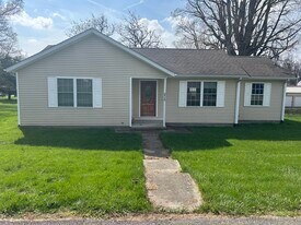 22174 Vine St in Oldenburg, IN - Building Photo