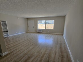 8936 Cedros Ave in Los Angeles, CA - Building Photo - Building Photo