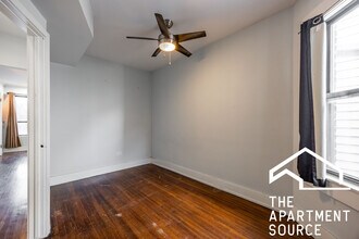 3716 W Belmont Ave, Unit 2 in Chicago, IL - Building Photo - Building Photo