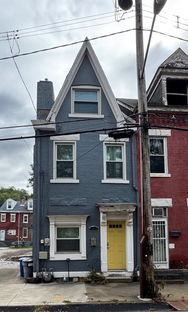 5424 Harrison St in Pittsburgh, PA - Building Photo - Building Photo