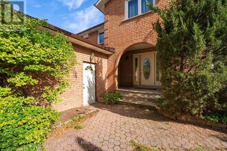87a Hill Crescent in Toronto, ON - Building Photo - Building Photo