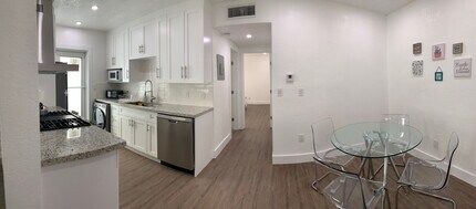 7431 Dickens Ave, Unit #1 in Miami Beach, FL - Building Photo - Building Photo