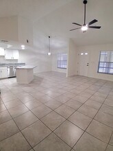 10490 Chalmer St, Unit 8 in Spring Hill, FL - Building Photo - Building Photo
