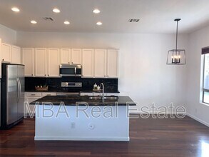 16824 N 63rd St in Scottsdale, AZ - Building Photo - Building Photo