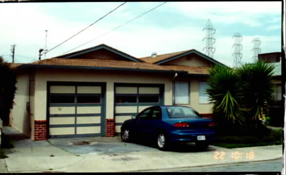 50 Spruce in Millbrae, CA - Foto de edificio