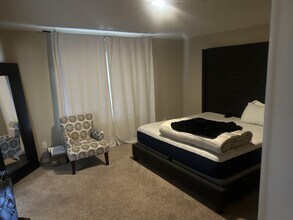 9017 Autumnbrooke Way in Montgomery, AL - Building Photo - Building Photo