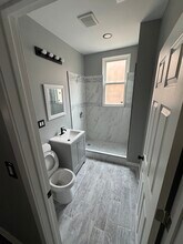 3320 W Polk St, Unit 3320 w Polk in Chicago, IL - Building Photo - Building Photo