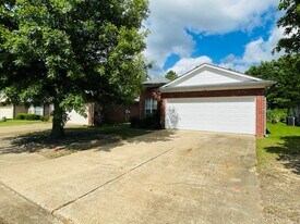 106 Chinkapin Loop in Oxford, MS - Building Photo