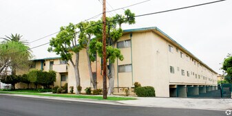 Malden Apartments in Northridge, CA - Building Photo