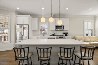 153 Foster St, Unit 1 in Boston, MA - Building Photo - Building Photo