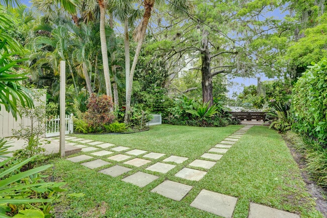 509 NE 19th St in Wilton Manors, FL - Foto de edificio - Building Photo