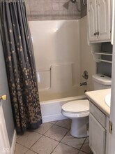 8048 Southern Trails Pl in Indianapolis, IN - Building Photo - Building Photo