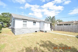 4520 Burlington Ave N in St. Petersburg, FL - Building Photo - Building Photo