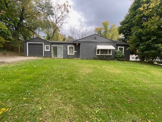 property at 1192 Stoner St