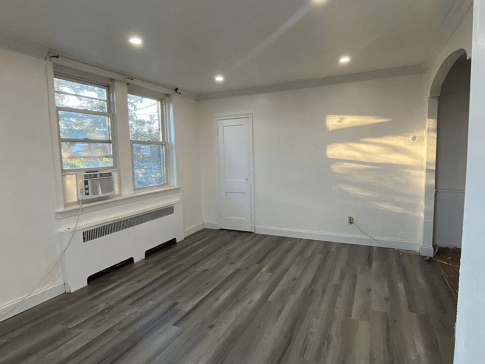 6801 Kindred St, Unit A in Philadelphia, PA - Building Photo