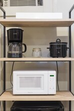 417 Hanover St, Unit 6 in Boston, MA - Foto de edificio - Building Photo