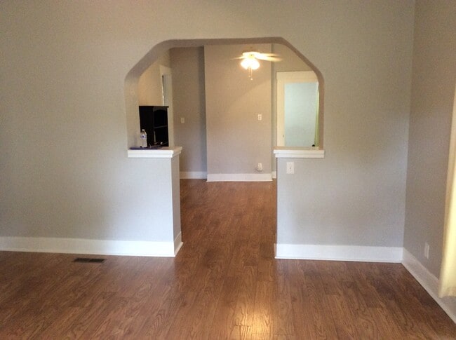 211 Burns Ave in Dayton, OH - Building Photo - Building Photo