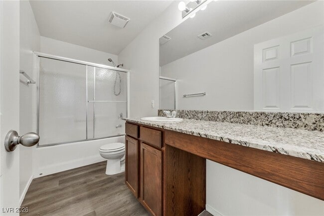 property at 10822 Hunters Green Ave