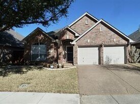 9316 Preston Trail in Irving, TX - Building Photo